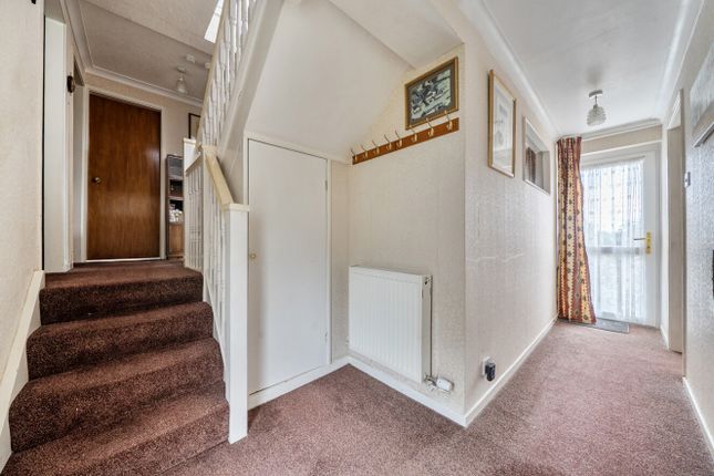 4, Uchel Dre, Newtown photo 4