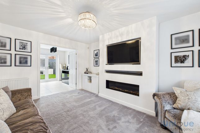 3, Unsworth Way, Lytham St. Annes photo 2