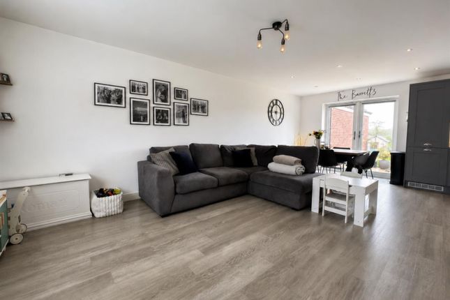 100, Saville Road, Leicester photo 3