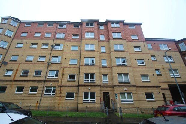 Thumbnail Flat to rent in 15 Roslea Drive, Glasgow