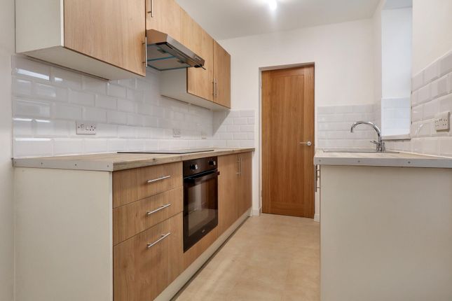 42, Cambridge Street, Rugby photo 3