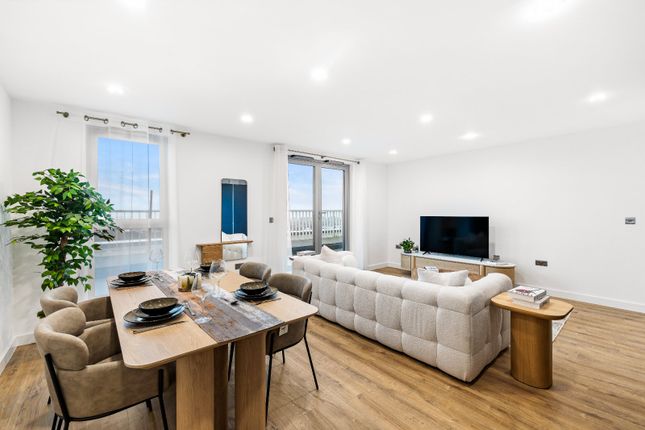 2-bed flat on Flat 100 Palmer House, 110-111, Davigdor Road, Hove, £550,000