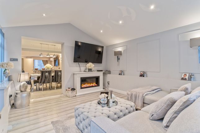 1 Goodrich Grove, Newport photo 4