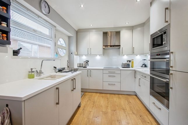 13, Milne Street, Barnsley photo 4