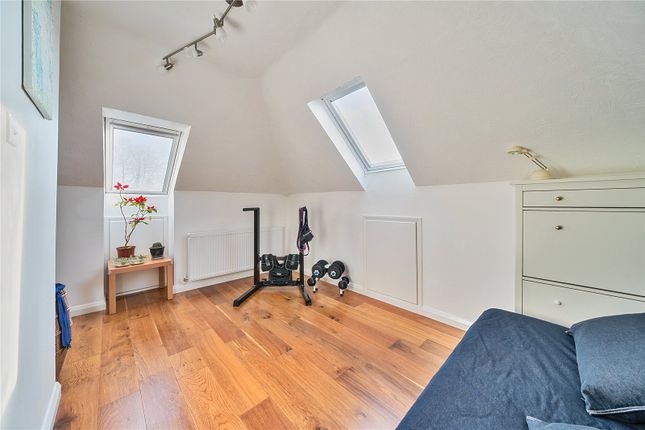 Bedroom/Loft