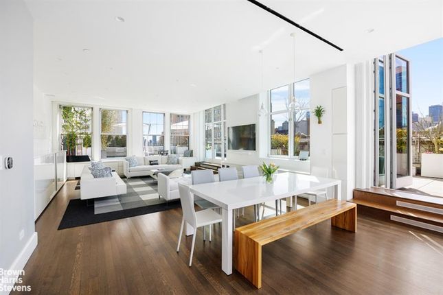 Studio for sale in 27 W 72nd St, New York, Ny 10023, Usa