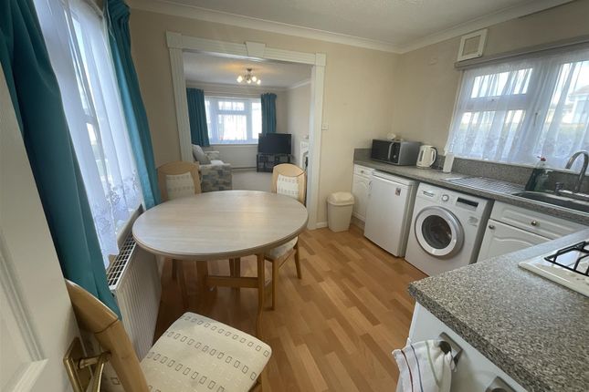 2-bed caravan on Bulphan View, Lower Dunton Road, Brentwood, £90,000
