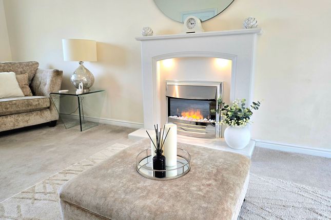 28 Trem Gwlad Yr Haf, Bridgend photo 2