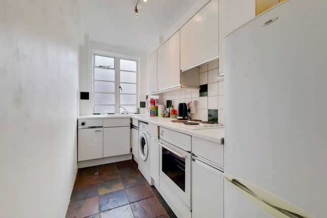 Flat for sale in Balham High Road, Balham, London