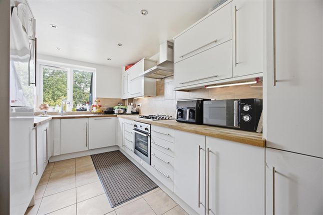 3 Edgeley House, 10, Pield Heath Road, Hillingdon photo 3