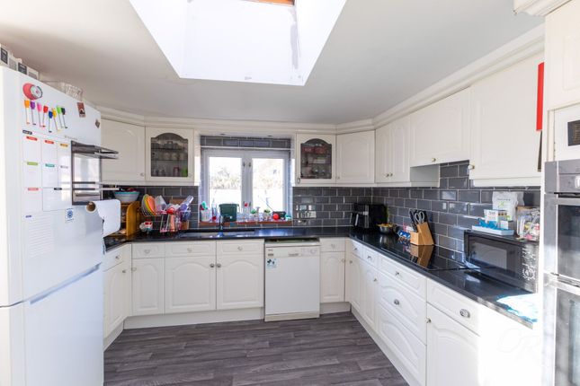 5 Old Bath Road, Cheltenham photo 3