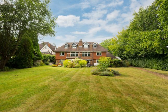 Flat 1, Kingswood Lodge, 65, Ashley Road, Surrey photo 2