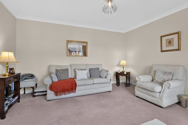 40, Moffat Wynd, Saltcoats photo 4