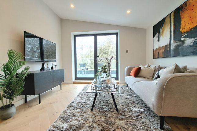 Flat for sale in Inglis Road, London