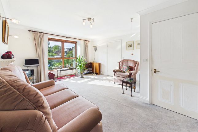 Flat 11, Firwood Court,, Southwell Park Road, Surrey photo 2