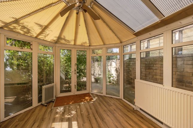 32, Merlin Drive, Portsmouth photo 4