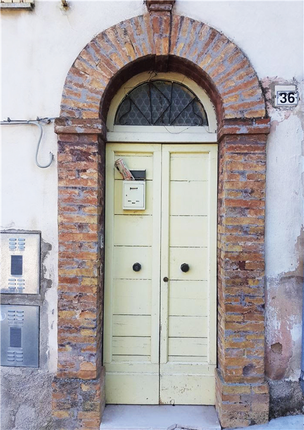Thumbnail Town house for sale in Serrapetrona, Macerata, Le Marche, Italy