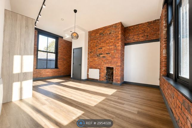 Apartment, Twist Lane, Leigh photo 4