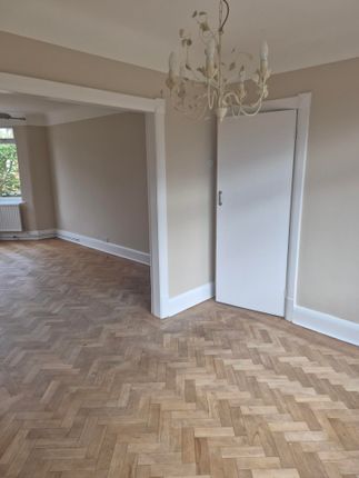 27, Garth Drive, Chester photo 5