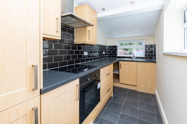 19, Avondale Drive, Lostock Hall photo 4