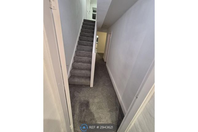 Lancing Avenue, Warrington photo 3