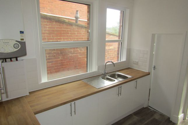 Terraced house to rent in Morley Road, Exeter