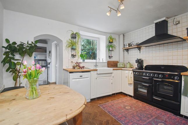 28, High Street, Corby photo 4