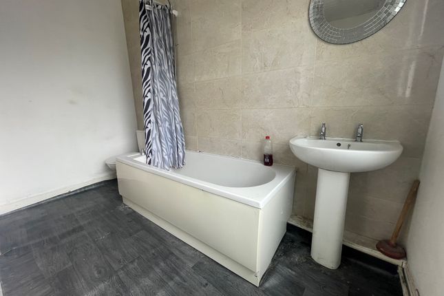 18A, RIPLEY photo 5