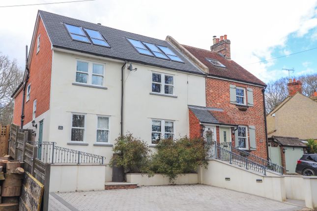 4 Whydown Cottages, Whydown Road, Bexhill-on-Sea photo 2