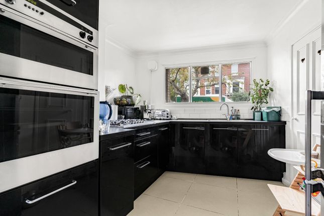 41B, Herne Hill Road, London photo 2