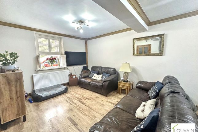 12 Station Terrace, New Tredegar photo 5