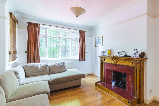 5, Ridgeway Close, Hemel Hempstead photo 2