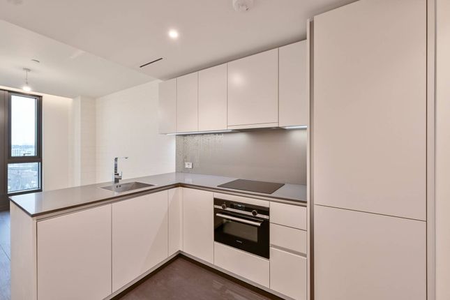 Flat for sale in Aykon Tower, Nine Elms, London