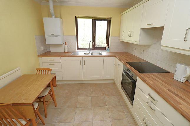 26, Coppice Court, Hempstead photo 3