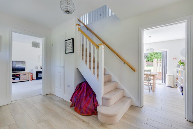 44, Clos Goch, Cardiff photo 3