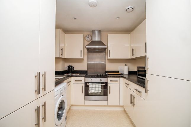 Flat for sale in Kirtleton Avenue, Weymouth