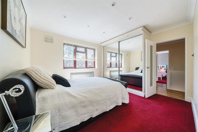 Bedroom (Main).Jpg
