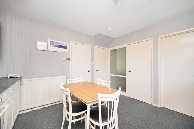 27, Stoneybank Place, Musselburgh photo 5