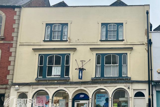 Flat for sale in High Street, Malmesbury, Wiltshire