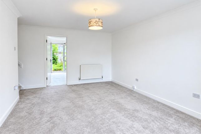 67, Brean Down Avenue, Bristol photo 5