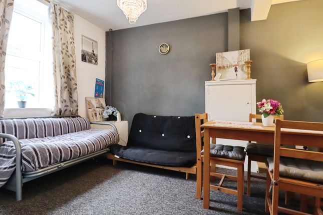 10, Watson Road, Cardiff photo 4