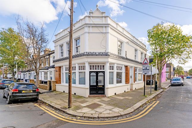 Helliwell &amp; Co