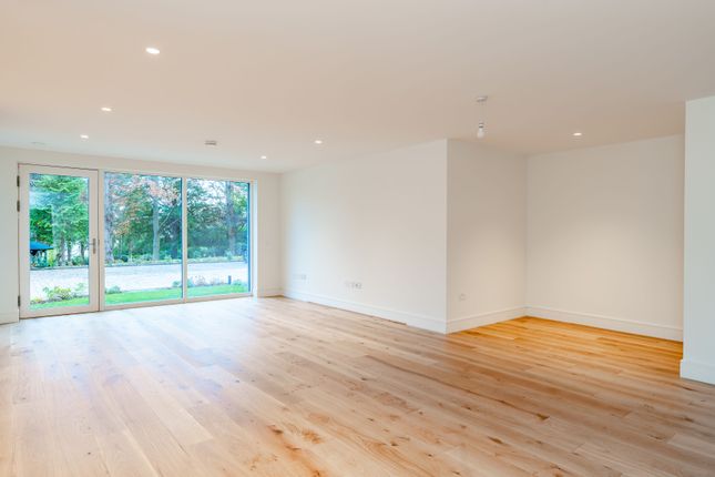 Flat 4, 9, Barnton Avenue West, Edinburgh photo 4