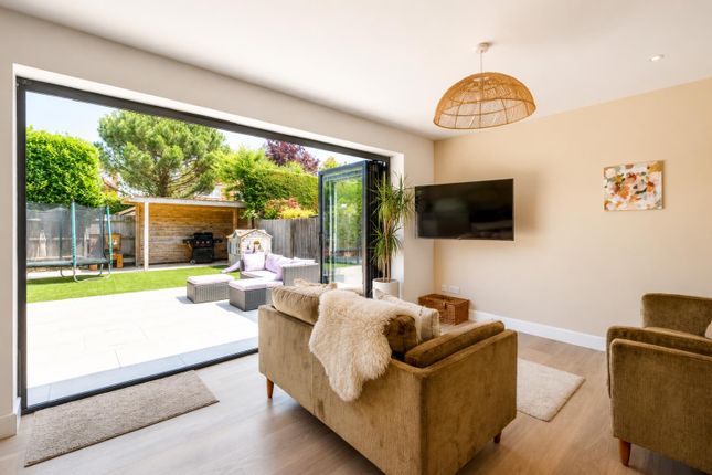 14, Clayton Drive, Burgess Hill photo 2