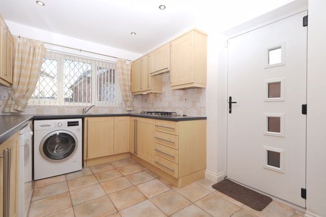 64, Farmside Lane, Biddulph Moor photo 2