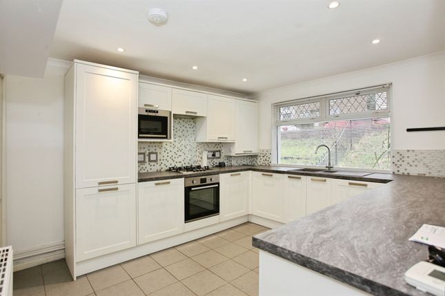 44, Graig Y Fedw, Caerphilly photo 3