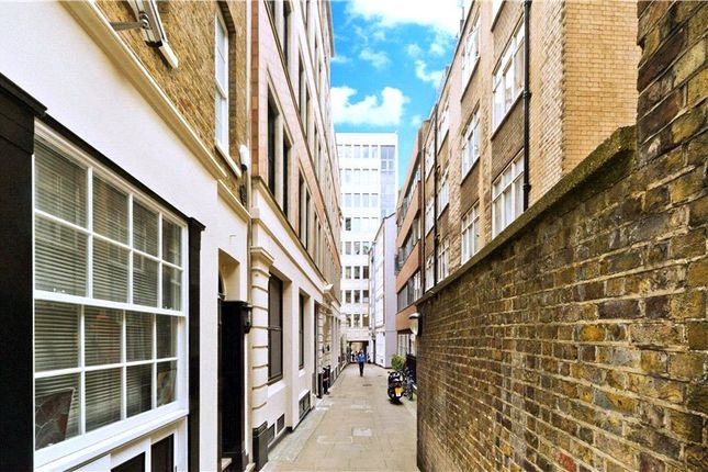 Flat to rent in Red Lion Court, City Of London