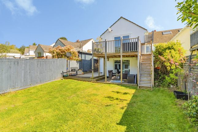 16, Manor Close, Newton Abbot photo 4