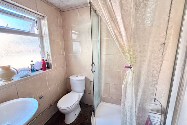 7, Sherrard Road, Leicester photo 5