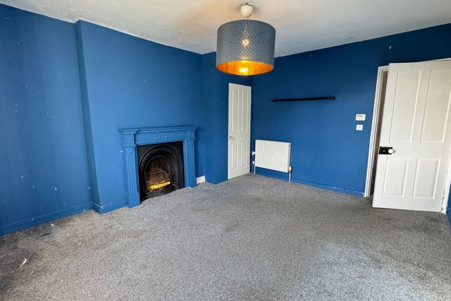 50,Flat 3, West Street, Tavistock photo 3